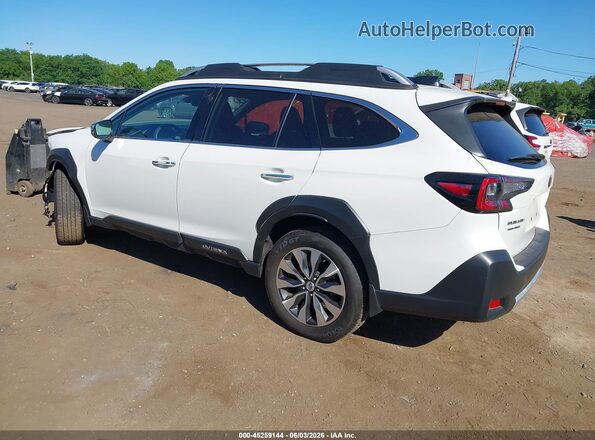 4S4BTGPD1R3184096 2024 SUBARU OUTBACK White Trasero izquierdo