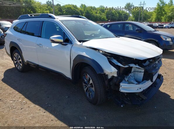 4S4BTGPD1R3184096 2024 SUBARU OUTBACK White Vista frontal