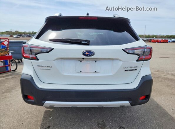 4S4BTGPD7S3136737 2025 SUBARU OUTBACK White Widok z tyłu