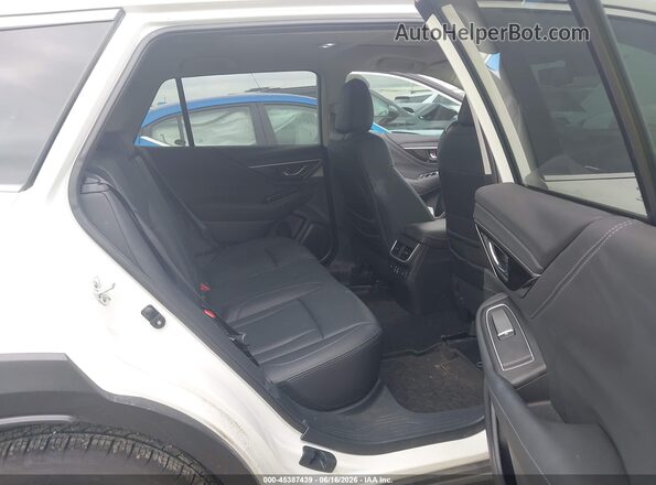4S4BTGPD8S3288445 2025 SUBARU OUTBACK White Vista de la etiqueta del VIN