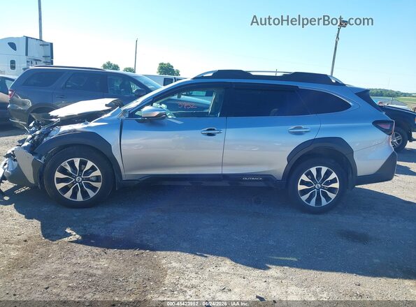 4S4BTGPDXR3197462 2024 SUBARU OUTBACK Серебряный Панорамный вид салона 360°