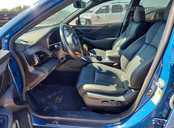 4S4BTGSD0P3105568 2023 SUBARU OUTBACK Синий Вид салона спереди