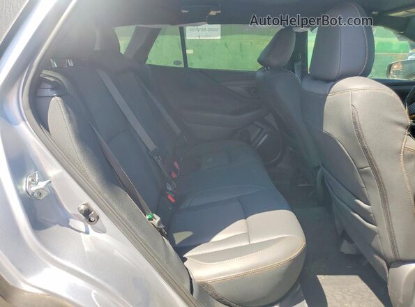 4S4BTGUD1R3145089 2024 SUBARU OUTBACK Silver უკანა სალონის ხედი