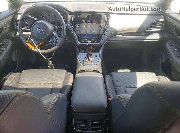 4S4BTGUD1R3145089 2024 SUBARU OUTBACK Silver წინა პანელის ხედი