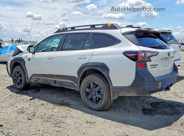 4S4BTGUD3R3260387 2024 SUBARU OUTBACK Белый Задняя левая четверть