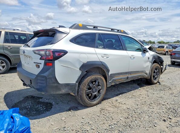 4S4BTGUD3R3260387 2024 SUBARU OUTBACK Белый Задняя правая четверть
