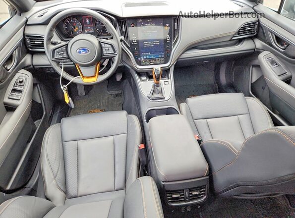 4S4BTGUD5S3235979 2025 SUBARU OUTBACK Gray Առջևի վահանակի տեսք