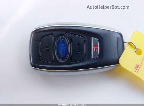 4S4GUHF61R3742802 2024 SUBARU CROSSTREK Белый Вид панели приборов