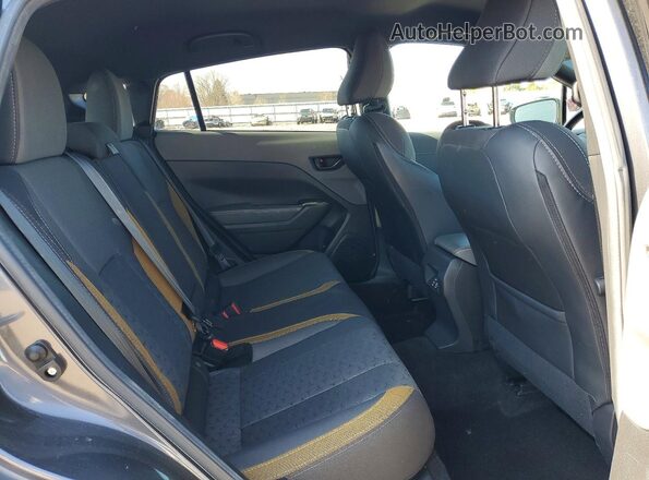 4S4GUHF65R3761563 2024 SUBARU CROSSTREK Серый Вид задних сидений