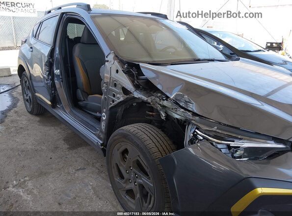 4S4GUHF67S3741062 2025 SUBARU CROSSTREK Gray Front view
