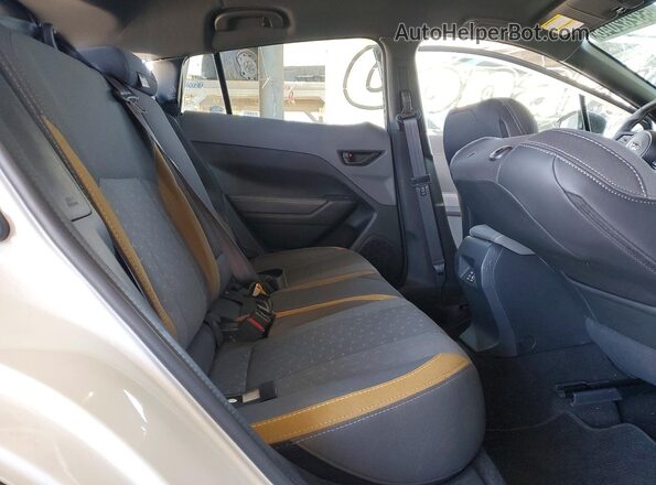4S4GUHF68T3751097 2026 SUBARU CROSSTREK White Vista de los asientos traseros