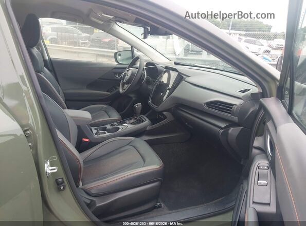4S4GUHL64S3779160 2025 SUBARU CROSSTREK Green Widok wnętrza z przodu