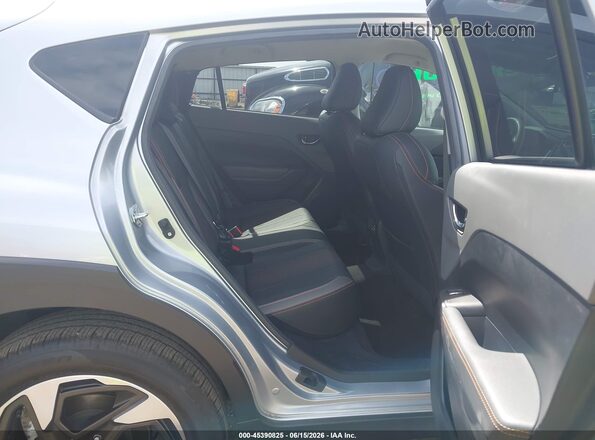 4S4GUHL69R3811918 2024 SUBARU CROSSTREK Silver Вид наклейки з VIN-кодом