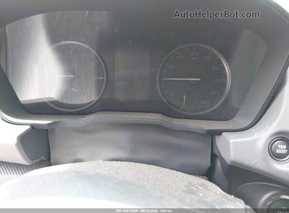 4S4GUHM60S3758921 2025 SUBARU CROSSTREK White Հետևի նստատեղերի տեսք