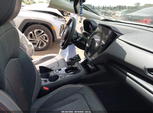 4S4GUHM60S3758921 2025 SUBARU CROSSTREK White Սալոնի դիմացի տեսք