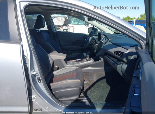 4S4GUHM62S3740467 2025 SUBARU CROSSTREK Серебряный Вид салона спереди
