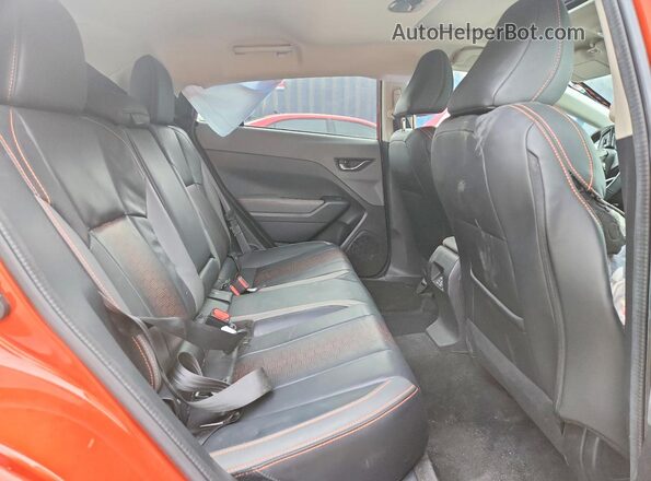 4S4GUHM63R3736972 2024 SUBARU CROSSTREK Orange 