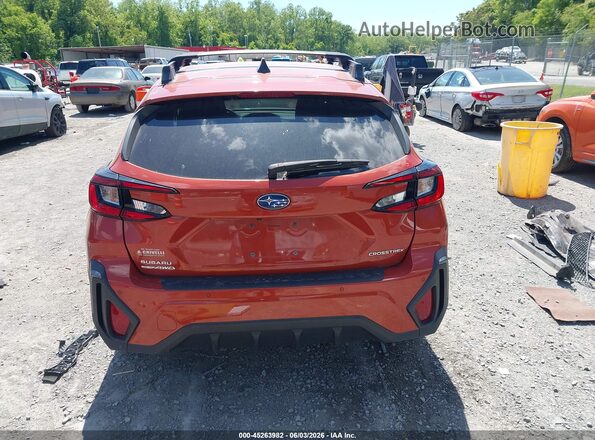 4S4GUHM67R3717065 2024 SUBARU CROSSTREK Orange 