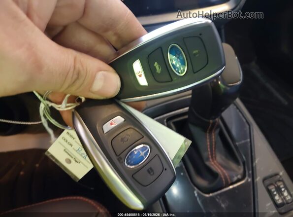 4S4GUHM67S3765154 2025 SUBARU CROSSTREK Red Вид панелі приладів