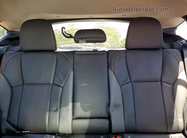 4S4GUHM68R3731055 2024 SUBARU CROSSTREK Gray 