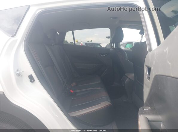 4S4GUHM69S3768556 2025 SUBARU CROSSTREK White Vista de la etiqueta del VIN
