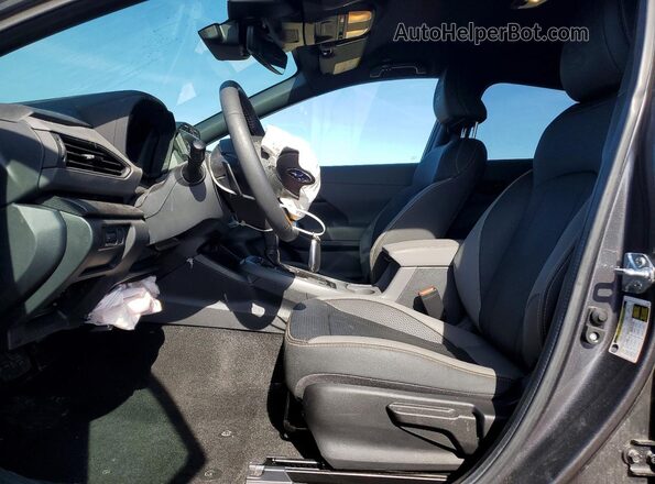 4S4GUHT60S3701250 2025 SUBARU CROSSTREK Charcoal წინა სალონის ხედი