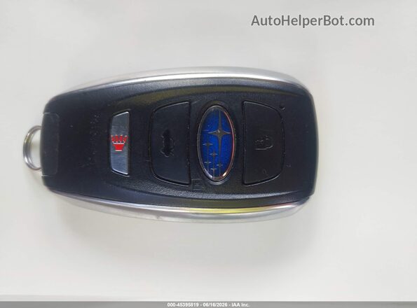 4S4GUHT61S3700852 2025 SUBARU CROSSTREK Gray Առջևի վահանակի տեսք