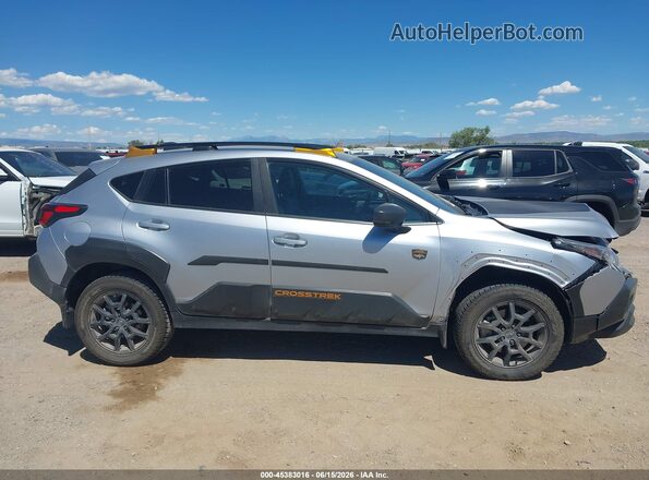 4S4GUHT65R3744671 2024 SUBARU CROSSTREK Light Blue Սալոնի հետևի տեսք