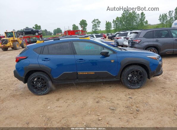 4S4GUHT66T3754116 2026 SUBARU CROSSTREK Blue Вид задньої частини салону