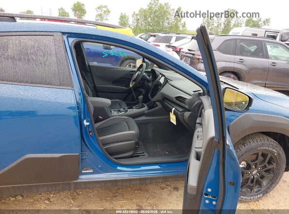 4S4GUHT66T3754116 2026 SUBARU CROSSTREK Blue Вид салону спереду