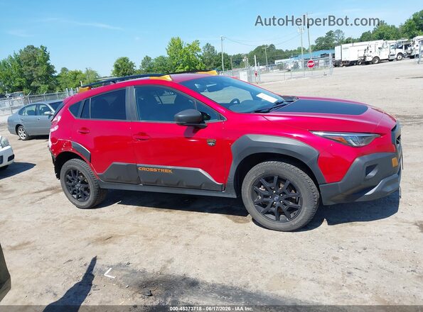 4S4GUHT68R3749492 2024 SUBARU CROSSTREK Red Widok wnętrza z tyłu