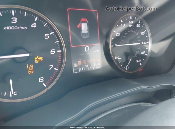 4S4GUHU68S3756513 2025 SUBARU CROSSTREK Silver Սալոնի 360 աստիճան տեսք