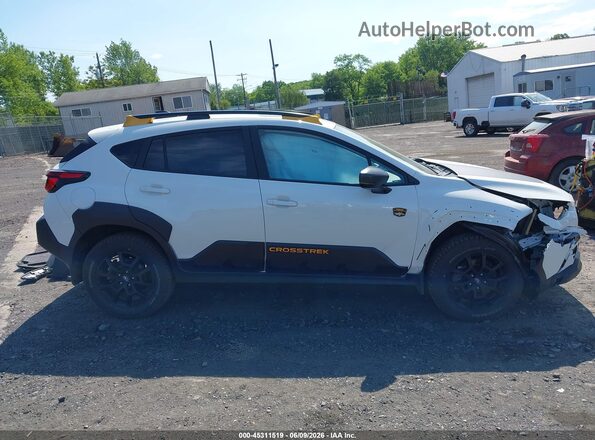 4S4GUHU6XS3776875 2025 SUBARU CROSSTREK White Вид задньої частини салону