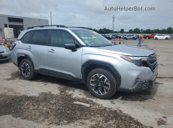 4S4SLDD61T3068943 2026 SUBARU FORESTER Silver 