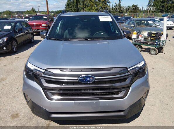 4S4SLDD67T3099243 2026 SUBARU FORESTER Silver Вид щитка приладів
