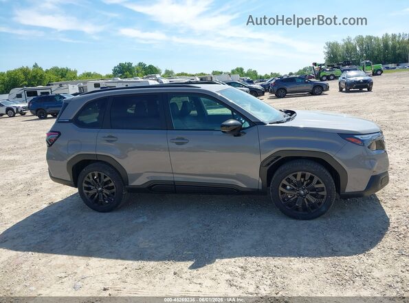 4S4SLDH6XT3073147 2026 SUBARU FORESTER Gray Вид задньої частини салону