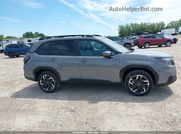 4S4SLSE7XT3070749 2026 SUBARU FORESTER Серый Вид задней части салона