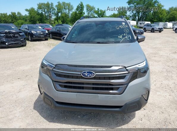 4S4SLSE7XT3070749 2026 SUBARU FORESTER Серый Вид спереди
