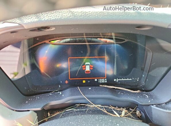 4S4SLSR75T3064884 2026 SUBARU FORESTER White Instrument cluster view