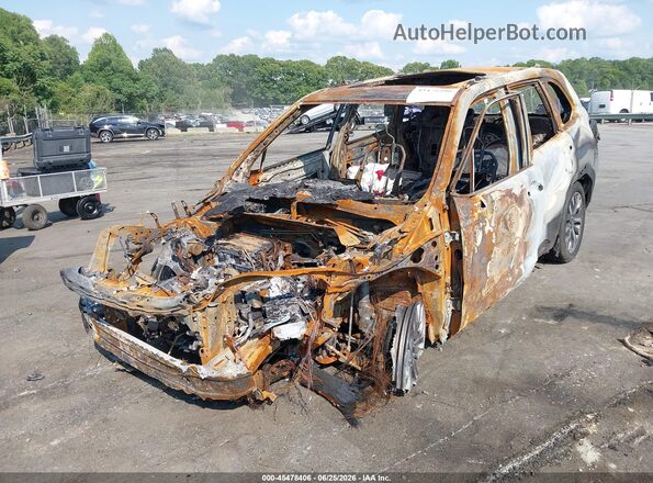 4S4SLST78T3091750 2026 SUBARU FORESTER Silver Widok z przodu