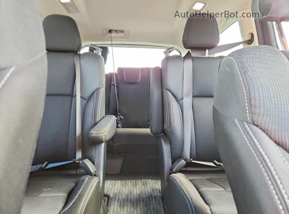 4S4WMADD9S3408818 2025 SUBARU ASCENT Green Widok tylnych siedzeń