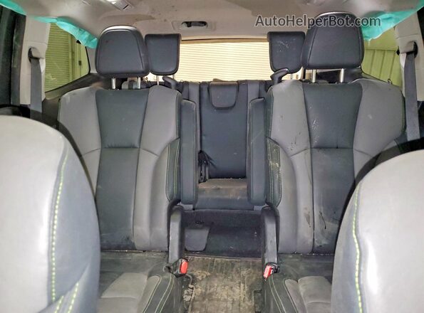 4S4WMAFDXS3424345 2025 SUBARU ASCENT Gray Widok tylnych siedzeń
