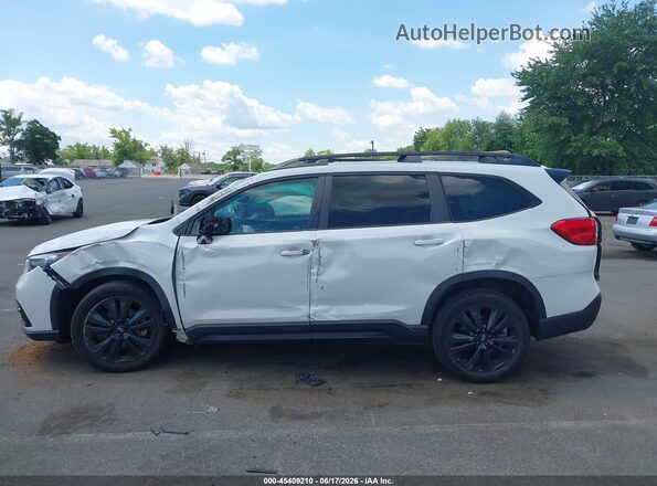 4S4WMAGD4N3449700 2022 SUBARU ASCENT White Widok wnętrza z tyłu