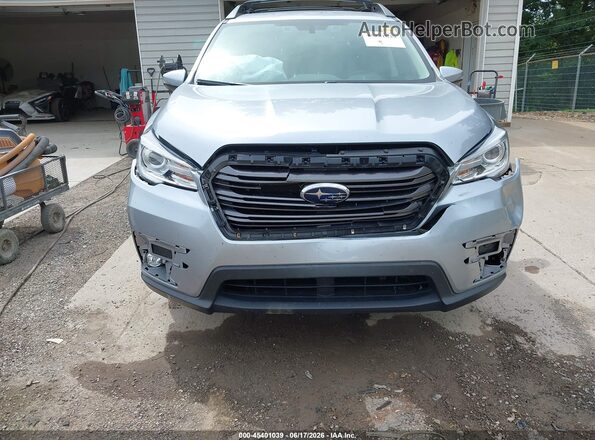 4S4WMAJD2M3440162 2021 SUBARU ASCENT Silver Widok z przodu