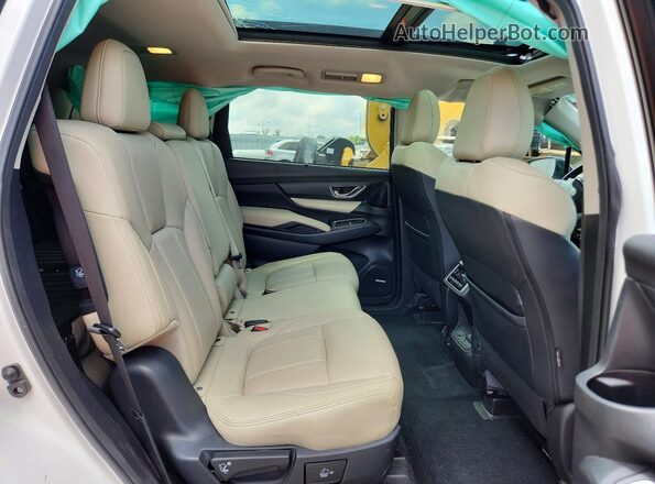 4S4WMALD2K3465525 2019 SUBARU ASCENT White Rear interior view