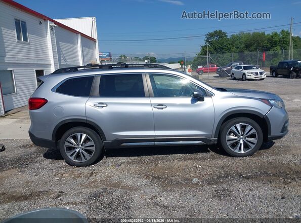 4S4WMAPDXN3446820 2022 SUBARU ASCENT Silver Вид задньої частини салону