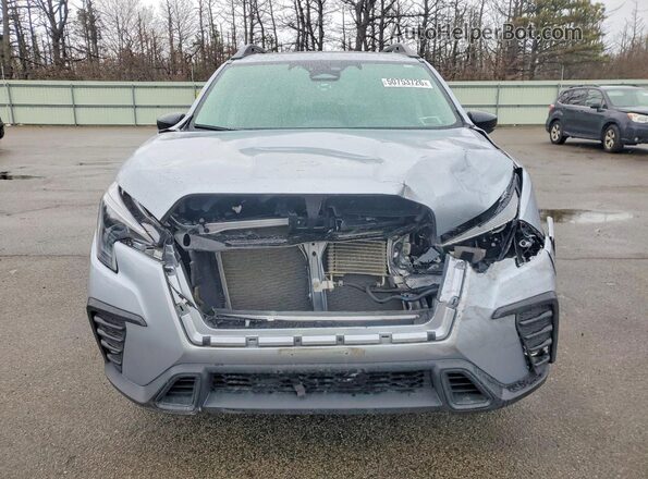 4S4WMARD1R3437538 2024 SUBARU ASCENT Серебряный Вид спереди