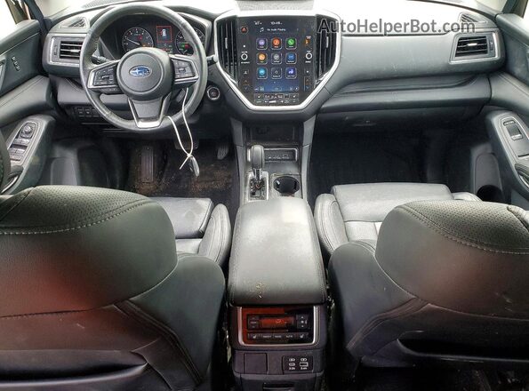 4S4WMASD2R3409130 2024 SUBARU ASCENT Green Vista del salpicadero