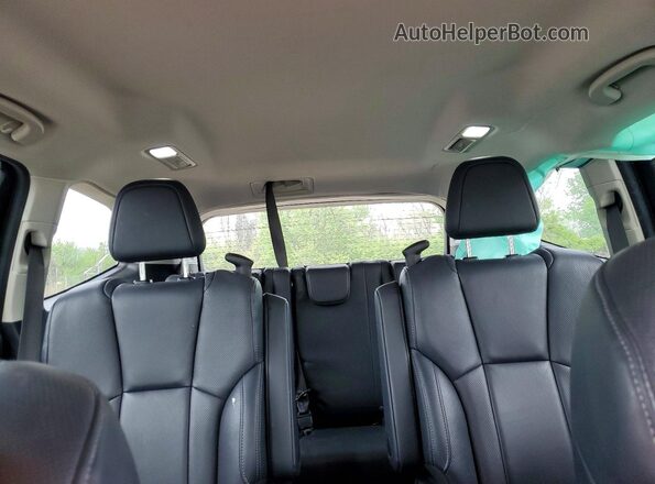 4S4WMASD2R3409130 2024 SUBARU ASCENT Green Vista de los asientos traseros