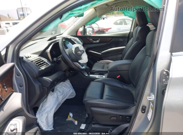 4S4WMAWD1R3417603 2024 SUBARU ASCENT Серебряный Вид салона спереди